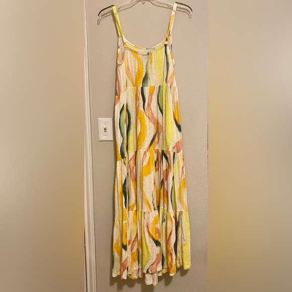 Torrid Colorful Abstract Tiered Maxi Dress - Size 1X - Picture 5 of 9